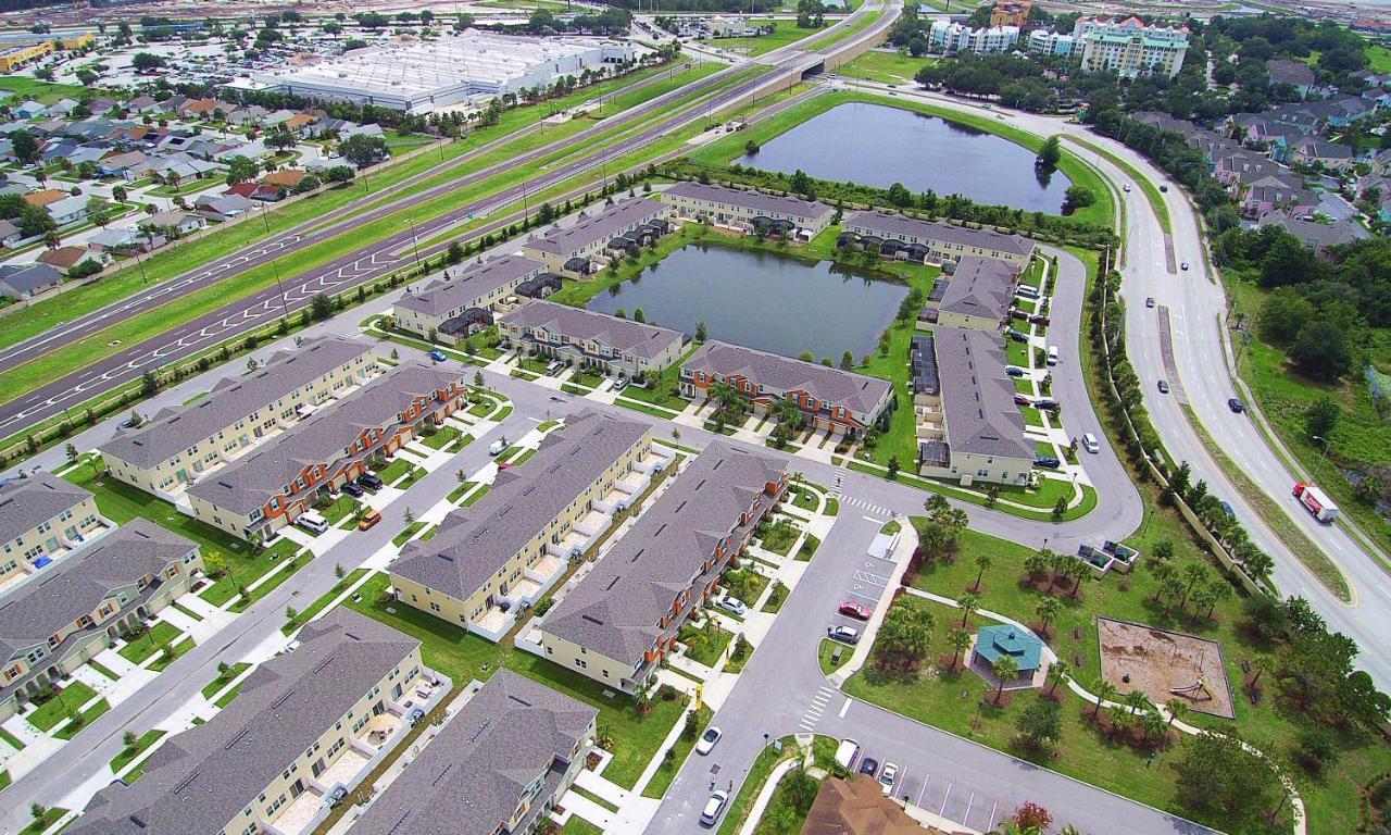 Four Bedrooms Townhome 5130 Kissimmee Exterior photo